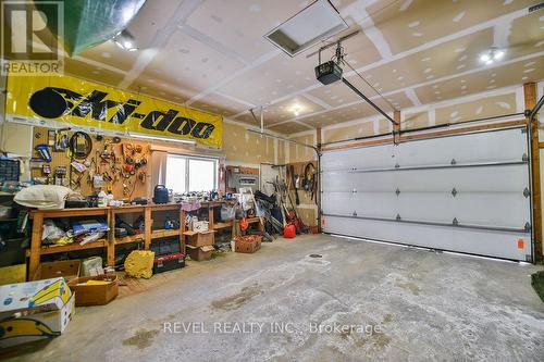 1075 Dalton Road, Timmins (Ts - Dalton), ON - Indoor Photo Showing Garage