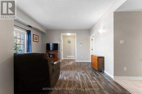 B - 101 Artesa Private, Ottawa, ON - Indoor