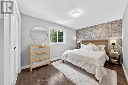 7896 6Th Line, Essa, ON - Indoor Photo Showing Bedroom