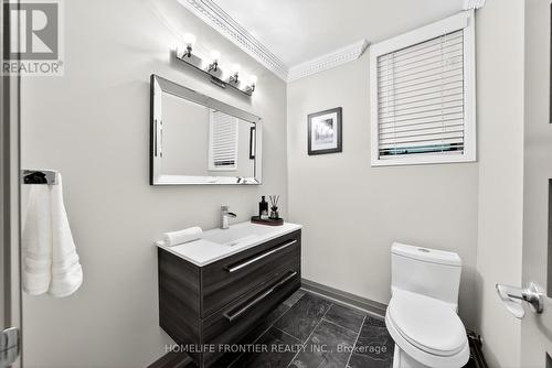 7896 6Th Line, Essa, ON - Indoor Photo Showing Bathroom