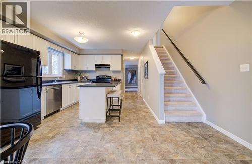 931 Glasgow Street Unit# 2B, Kitchener, ON - Indoor Photo Showing Kitchen