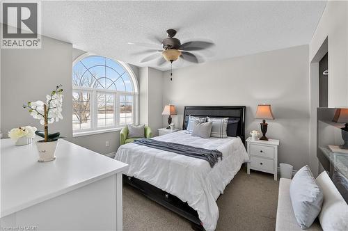 4996 Greenlane Road, Beamsville, ON - Indoor Photo Showing Bedroom