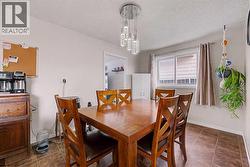 Large dining area - 