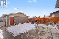 Lots of room in your private yard! - 