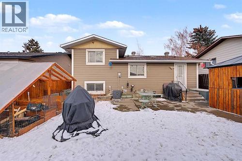6331 Falton Road Ne, Calgary, AB - Outdoor With Exterior