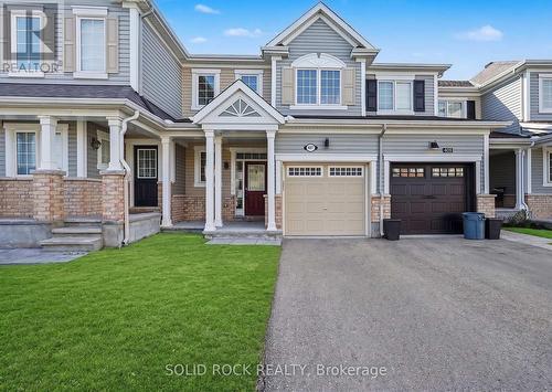 407 WHITE ARCTIC AVENUE  Ottawa, ON K2J 5W5