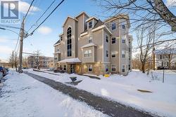 302 1270 Oxford Street  Halifax, NS B3H 3Y8