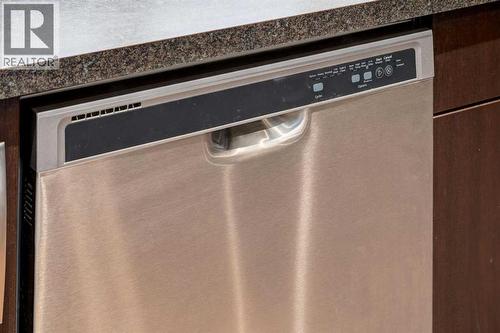 152 New Brighton Grove Se, Calgary, AB - Indoor Photo Showing Other Room