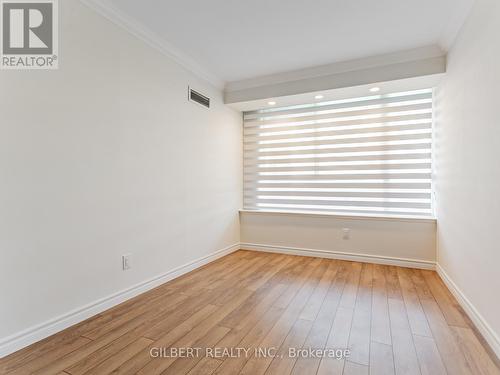 806 - 100 Observatory Lane, Richmond Hill, ON - Indoor Photo Showing Other Room