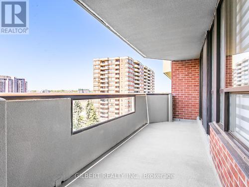 806 - 100 Observatory Lane, Richmond Hill, ON - Outdoor With Balcony With Exterior