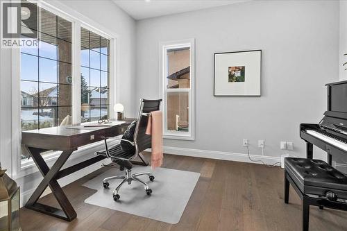 Front office/den - 255 Gleneagles View, Cochrane, AB - Indoor Photo Showing Office