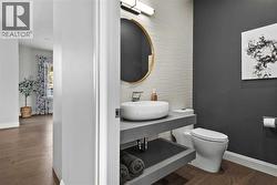 Stunning 2 pce bath - 