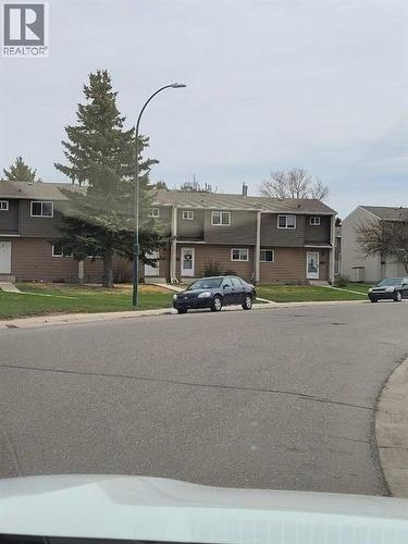 7, 65 Lafayette Boulevard, Lethbridge, AB - Outdoor