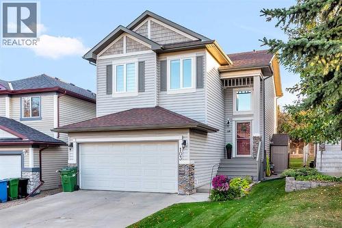 103 Panamount Crescent NW  Calgary, AB T3K 5L8