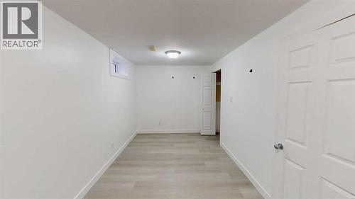 1, 115 Lafayette Boulevard W, Lethbridge, AB - Indoor Photo Showing Other Room
