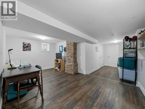 250 23 Avenue Ne, Calgary, AB - Indoor