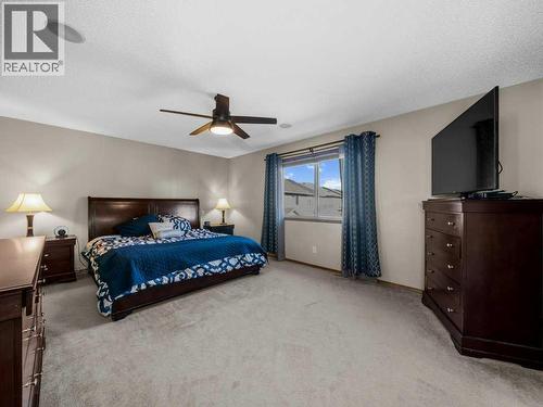 108 Pantego Rise Nw, Calgary, AB - Indoor Photo Showing Bedroom