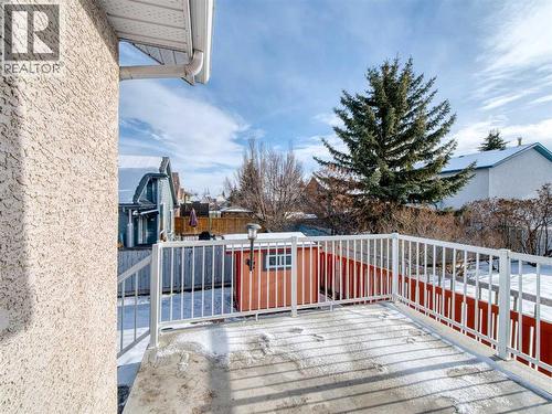 109 Somerset Close Sw, Calgary, AB - Outdoor With Exterior