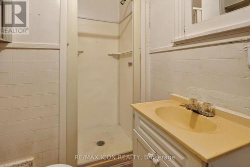 Unit 1 - 720 Queens Avenue, London East (East G), ON - Indoor Photo Showing Bathroom