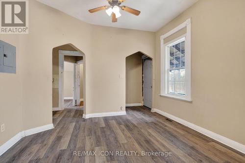 Unit 2 - 720 Queens Avenue, London East (East G), ON - Indoor Photo Showing Other Room