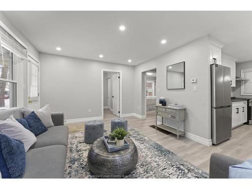 2244 Parent, Windsor, ON 