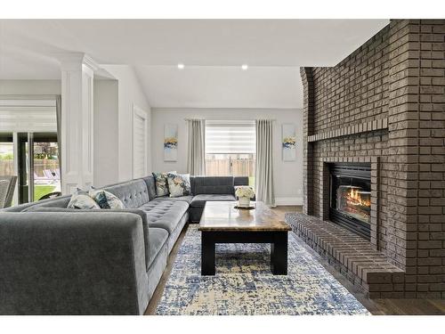 359 Elmgrove Drive, Lakeshore, ON 