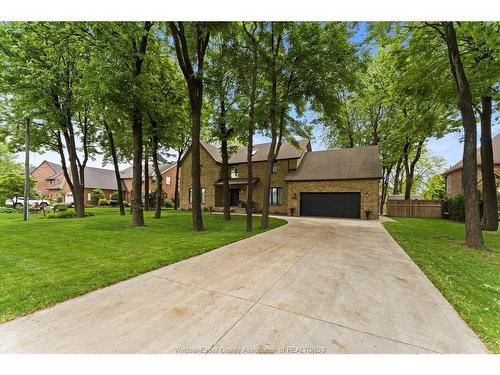 359 Elmgrove Drive, Lakeshore, ON 