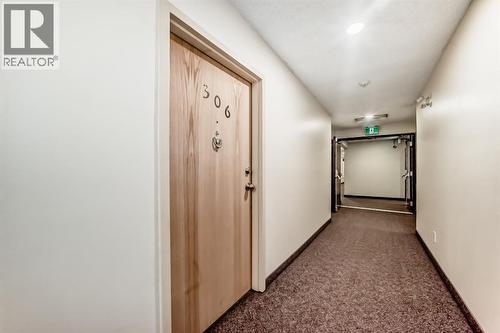 306, 1712 38 Street Se, Calgary, AB - Indoor Photo Showing Other Room
