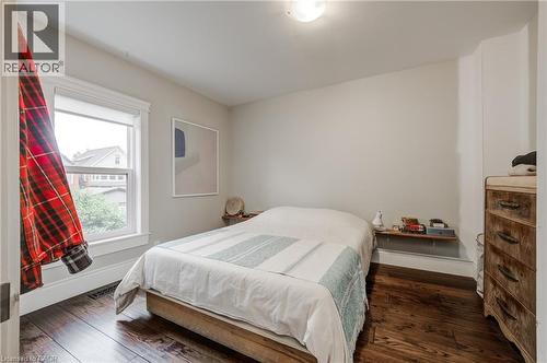 97 Gladstone Avenue, Hamilton, ON - Indoor Photo Showing Bedroom