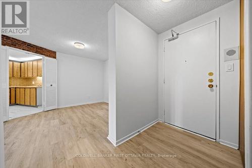 808 - 1171 Ambleside Drive, Ottawa, ON - Indoor Photo Showing Other Room