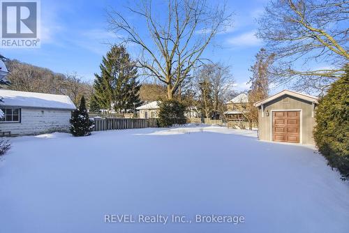 6 Rosslyn Avenue, Grimsby (Grimsby East), ON - Outdoor