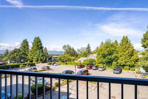 301-1050 Braidwood Rd, Courtenay, BC - Outdoor With Balcony With View