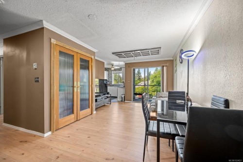 301-1050 Braidwood Rd, Courtenay, BC - Indoor