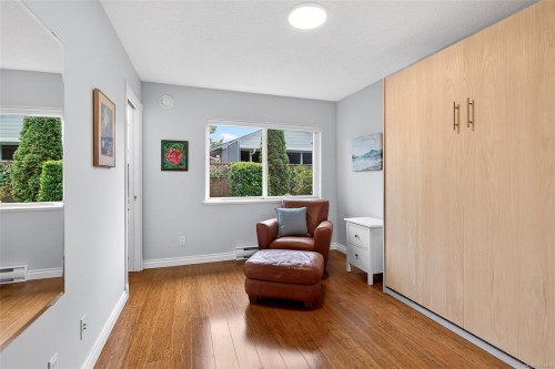 5-2235 Harbour Rd, Sidney, BC 