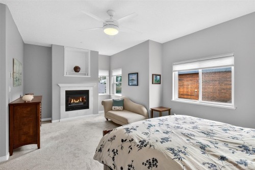 5-2235 Harbour Rd, Sidney, BC 