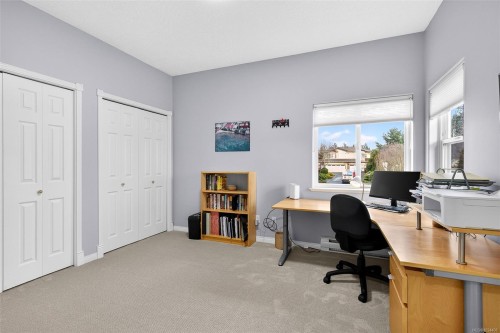 5-2235 Harbour Rd, Sidney, BC 