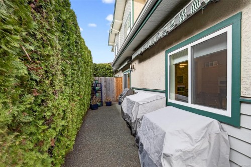 5-2235 Harbour Rd, Sidney, BC 