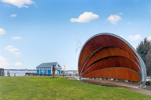 5-2235 Harbour Rd, Sidney, BC 