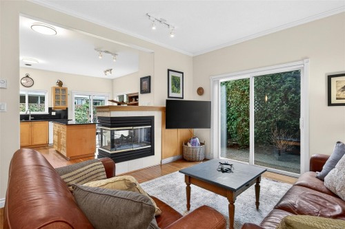 5-2235 Harbour Rd, Sidney, BC 