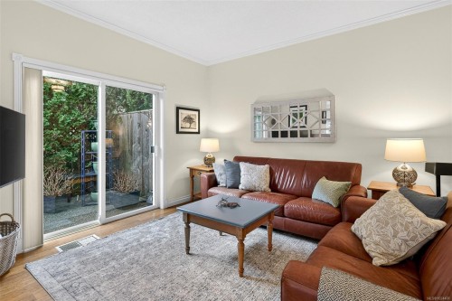 5-2235 Harbour Rd, Sidney, BC 