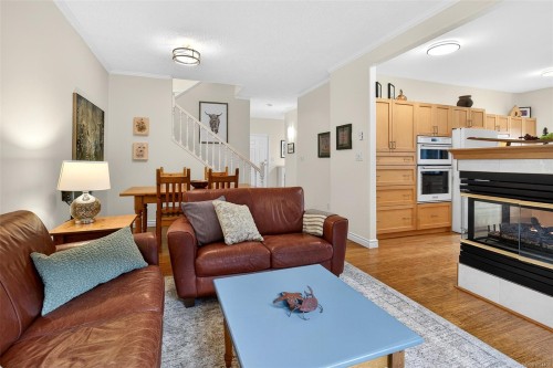 5-2235 Harbour Rd, Sidney, BC 