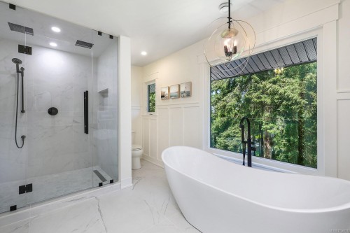 177 Sunningdale Rd East, Qualicum Beach, BC 