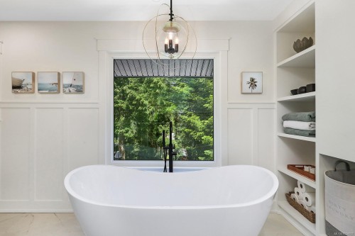 177 Sunningdale Rd East, Qualicum Beach, BC 