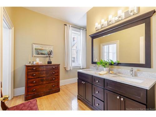 176 York St, Fredericton, NB 