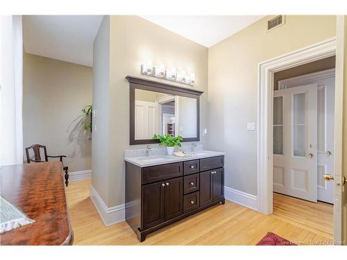 176 York St, Fredericton, NB 