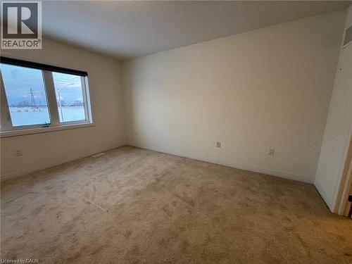 106 Selection Heights, Thorold, ON - Indoor Photo Showing Other Room