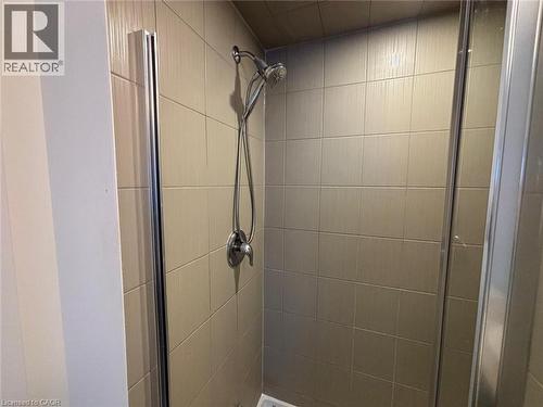 106 Selection Heights, Thorold, ON - Indoor Photo Showing Bathroom