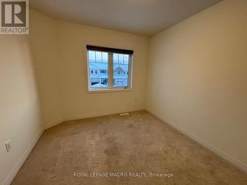 106 Selection Heights, Thorold, ON - Indoor Photo Showing Other Room