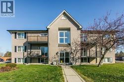 50 CAMPBELL Court Unit# 103 Stratford, ON N5A 7T6
