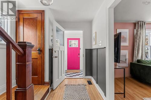 332 Portland Street, Dartmouth, NS - Indoor Photo Showing Other Room